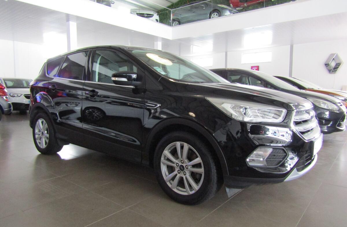 FORD Kuga 1.5 TDCi Titanium