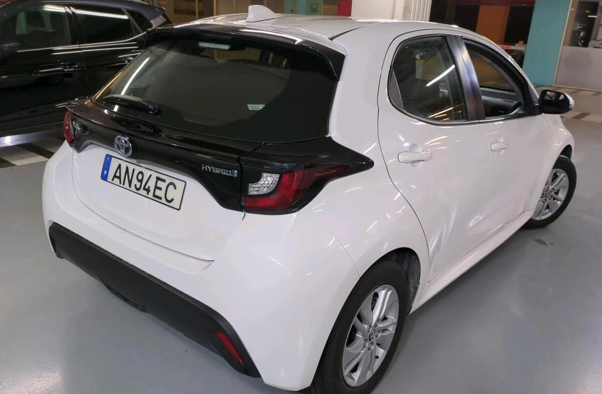 TOYOTA Yaris 1.5 HDF Comfort Plus