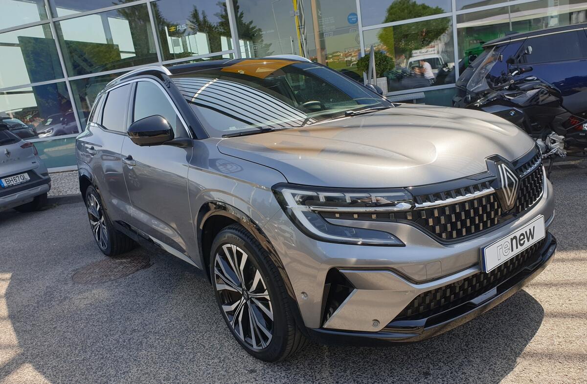 RENAULT Austral 1.3 Mild Hybrid Iconic Auto