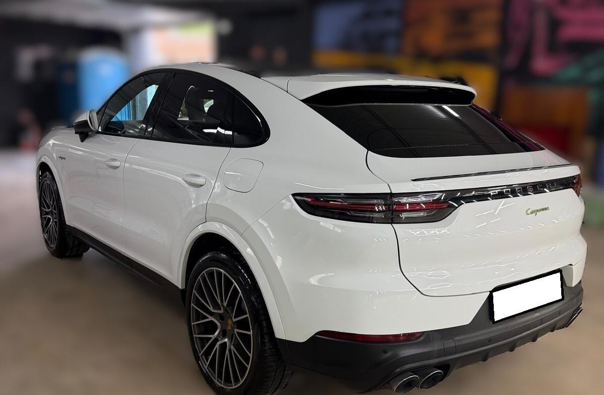 PORSCHE Cayenne E-Hybrid