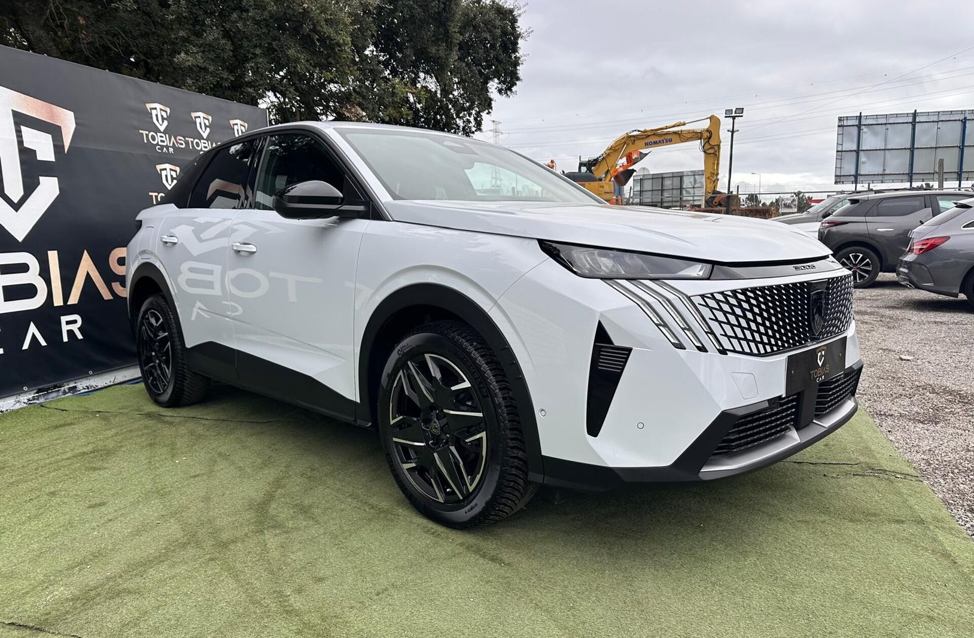 PEUGEOT 3008 1.2 Hybrid Allure e-DCS6