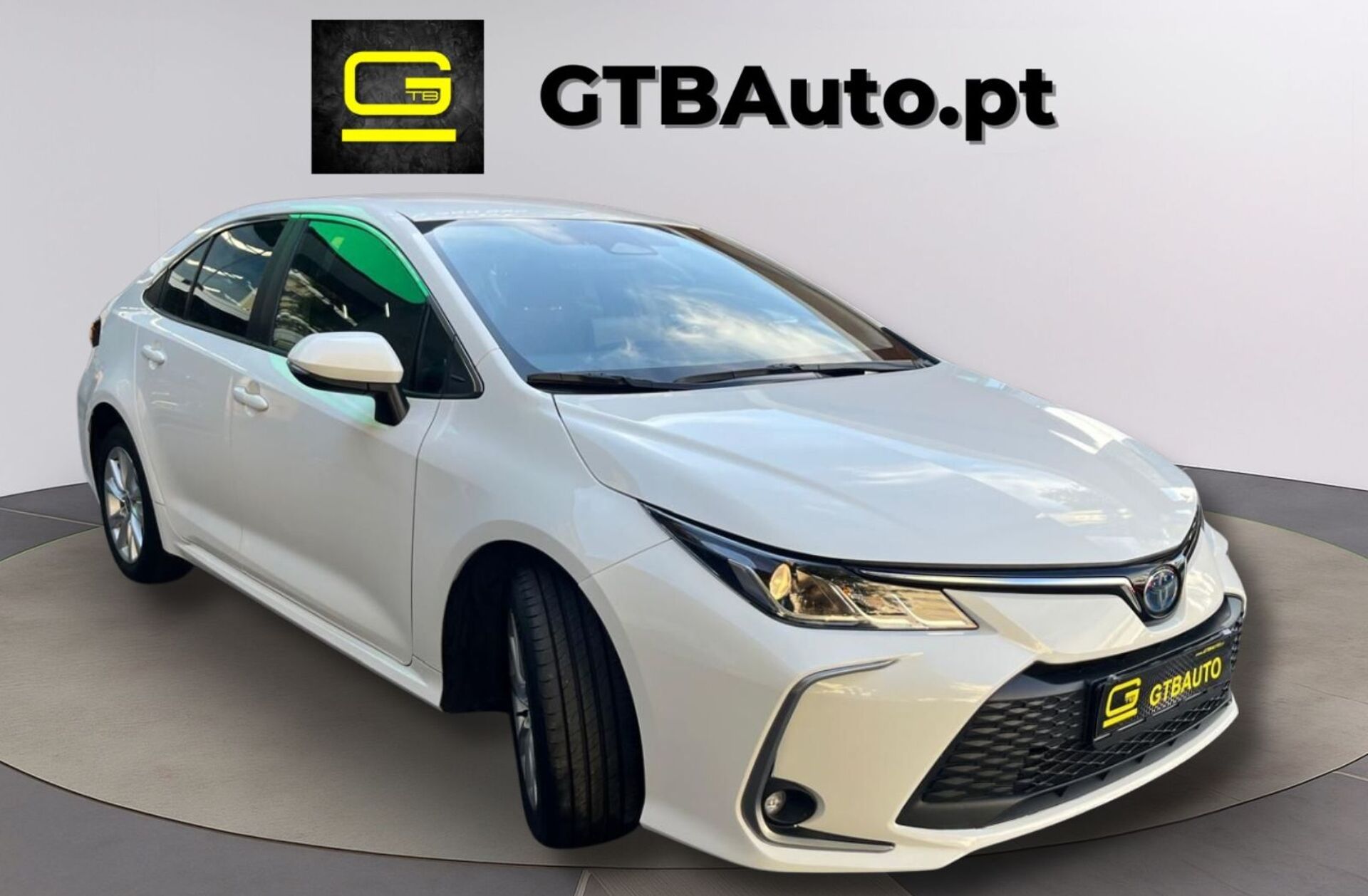 TOYOTA Corolla 1.8 Hybrid Exclusive