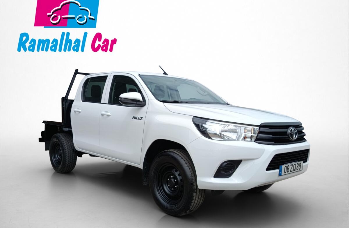 TOYOTA Hilux 2.4 D-4D 2WD CD CM
