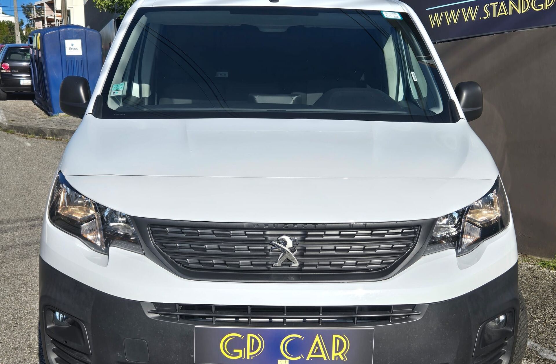 PEUGEOT Partner e- 50 kWh Standard