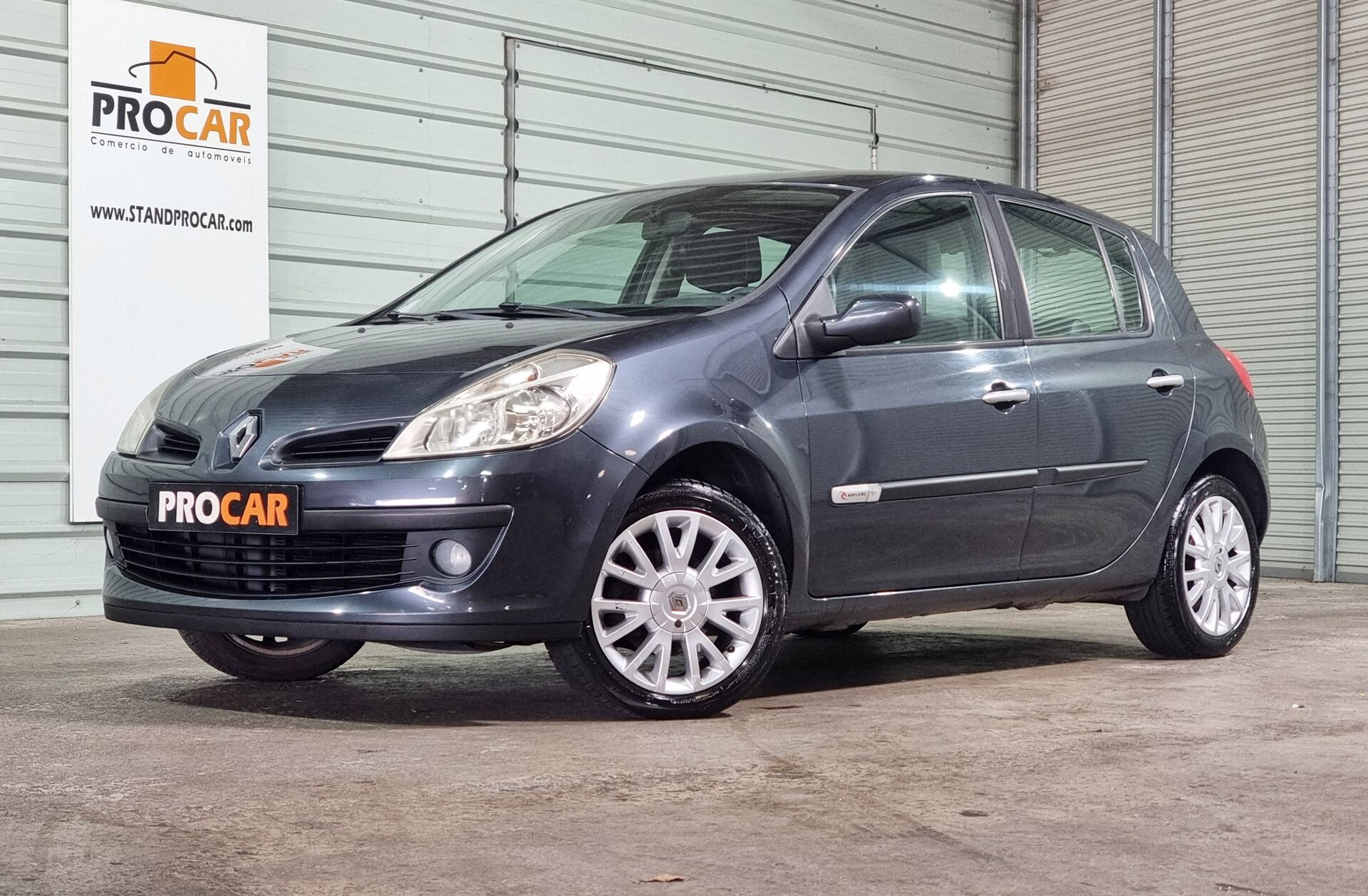 RENAULT Clio 1.2 16V Rip Curl