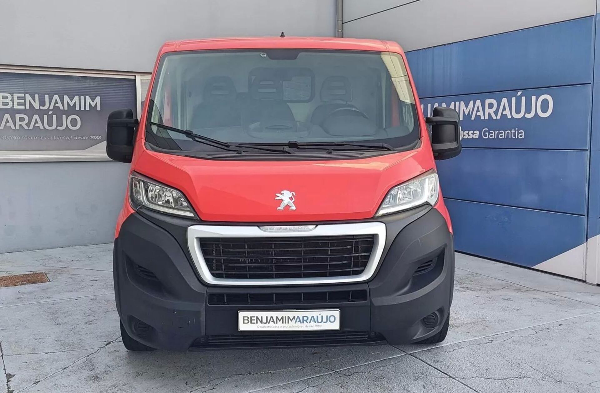 PEUGEOT Boxer 2.0 BlueHDi 330 L1H1 Pro