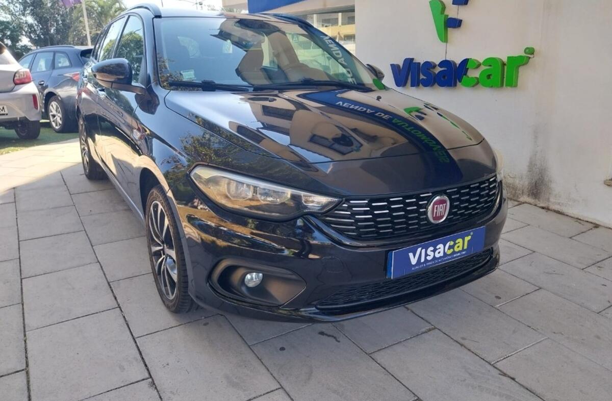 FIAT Tipo 1.6 M-Jet Easy DCT