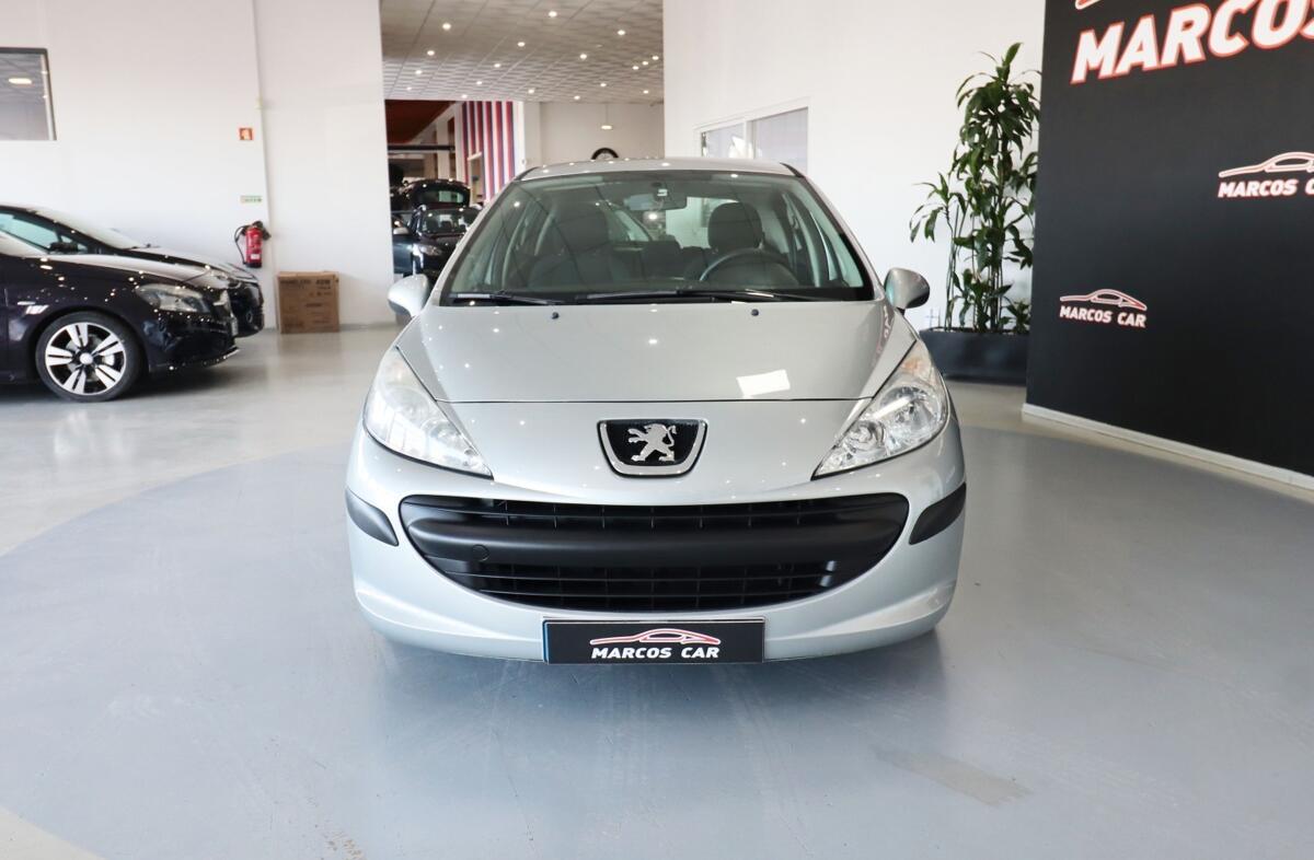 PEUGEOT 207 1.4 HDi Trendy