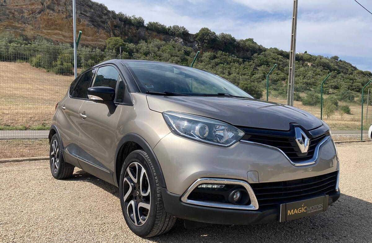 RENAULT Captur 1.5 dCi Exclusive