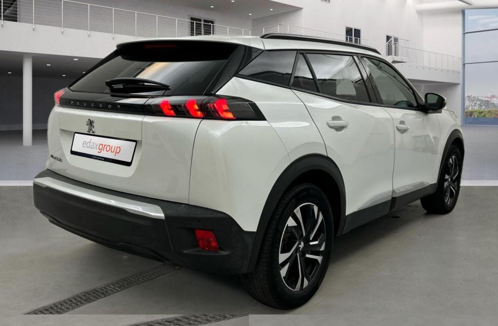 PEUGEOT 2008 e- 50 kWh GT