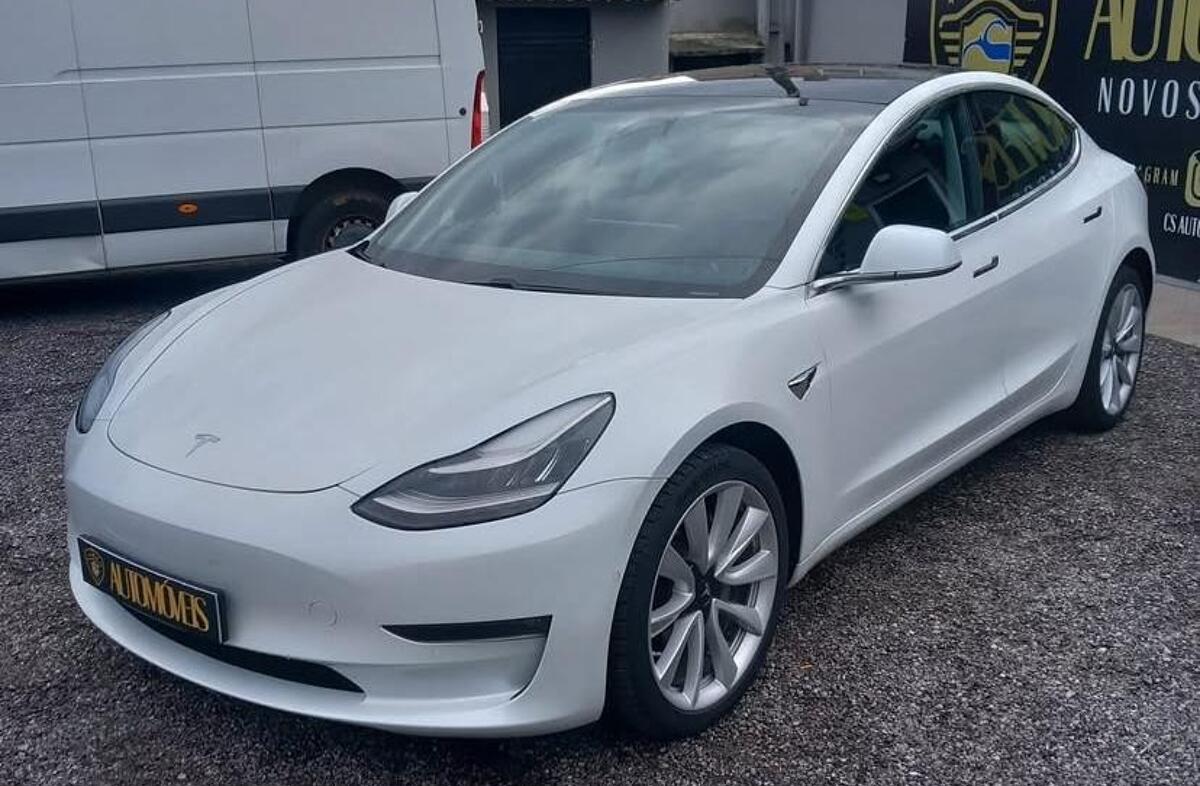 TESLA Model 3 Long-Range Dual Motor AWD