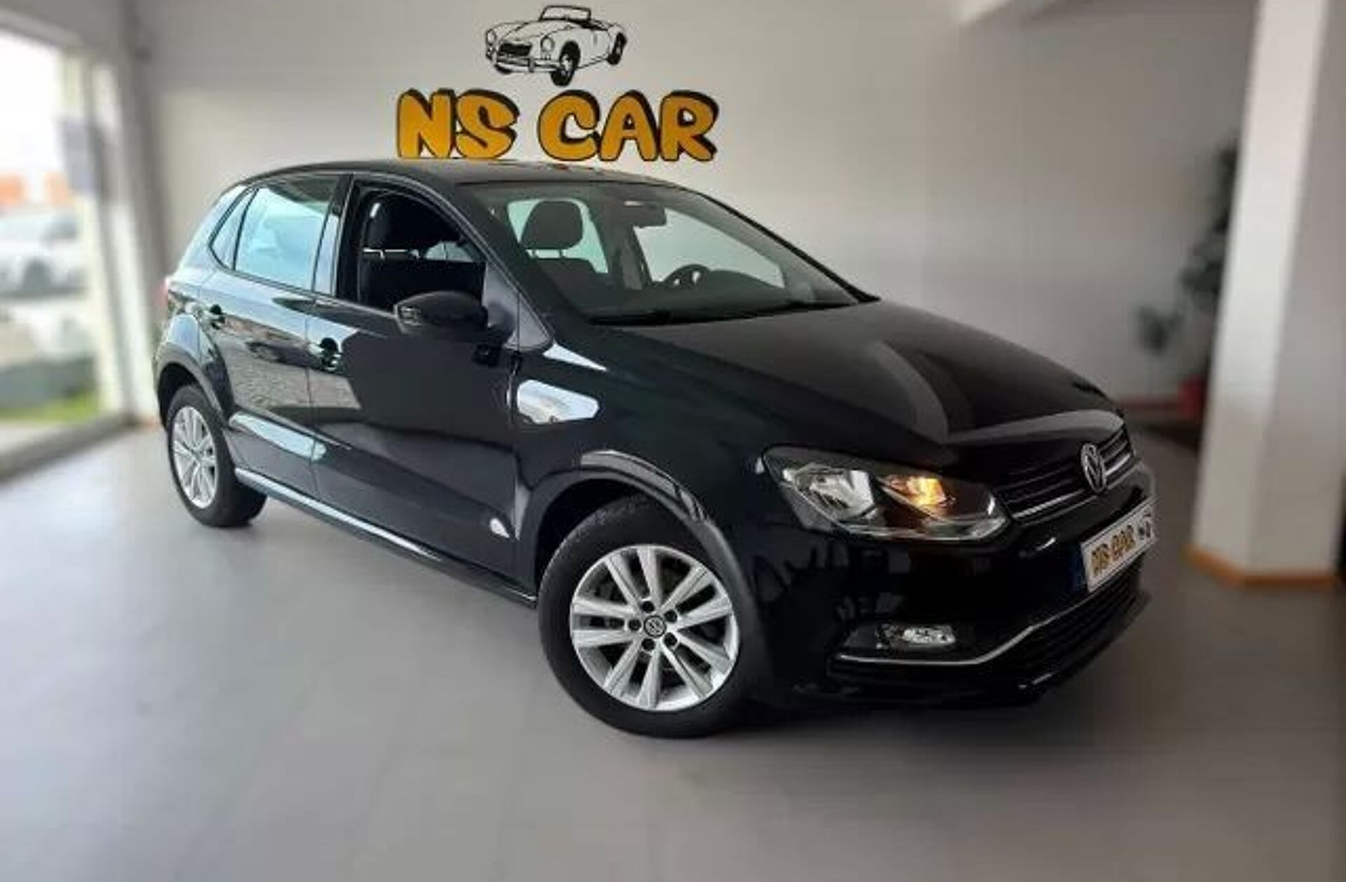 VOLKSWAGEN Polo 1.0 LOUNGE