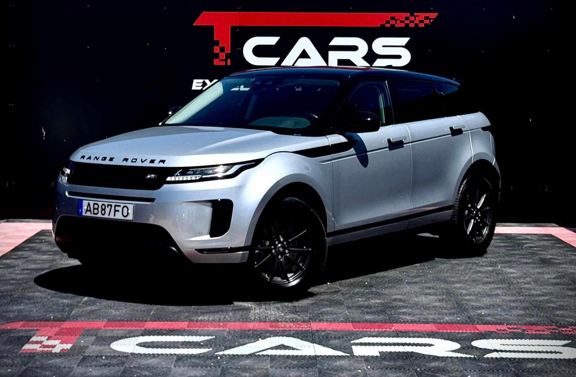 LAND ROVER Range Rover 2.0 D150 AWD S Auto