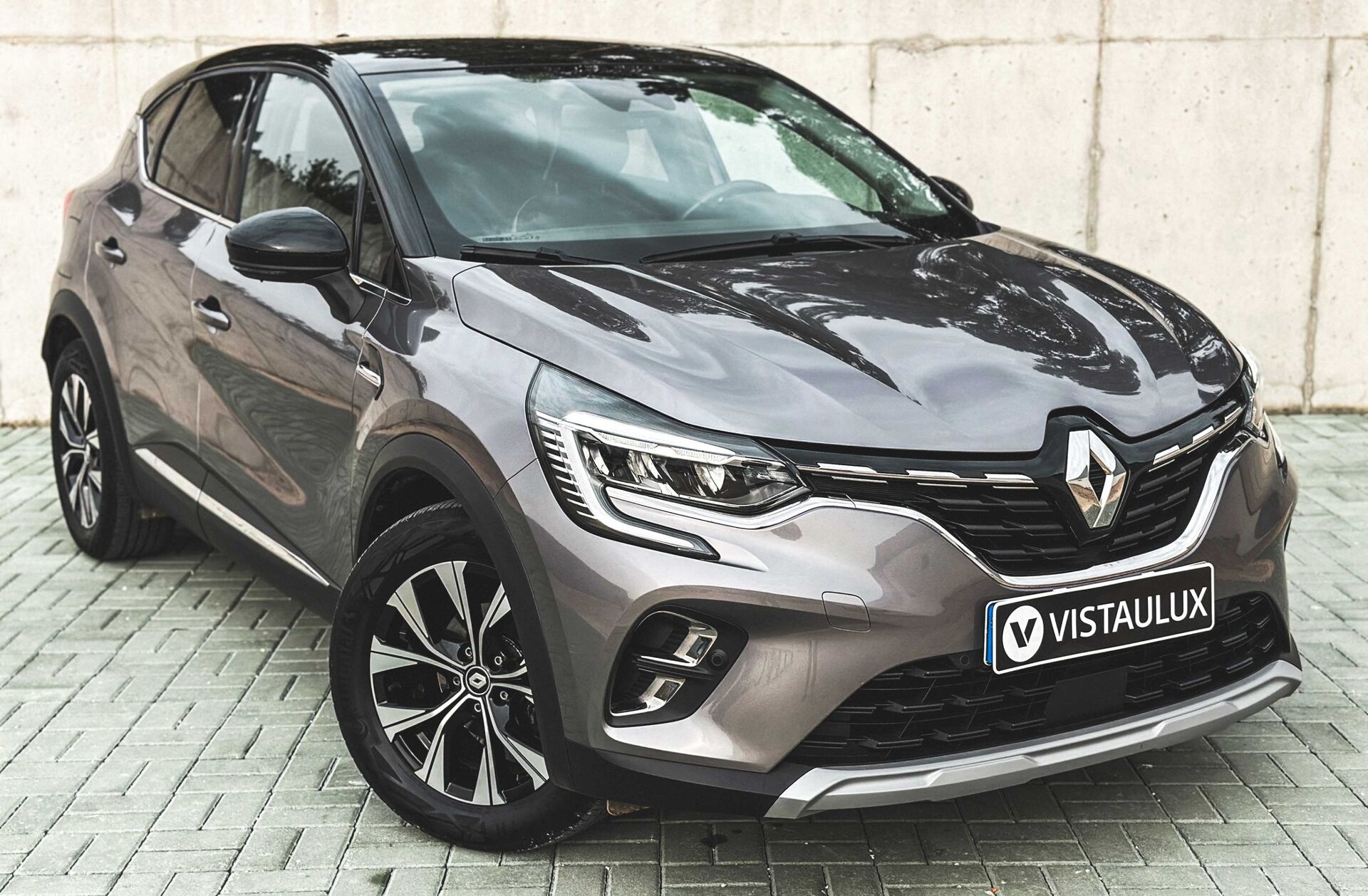 RENAULT Captur 1.0 TCe Exclusive