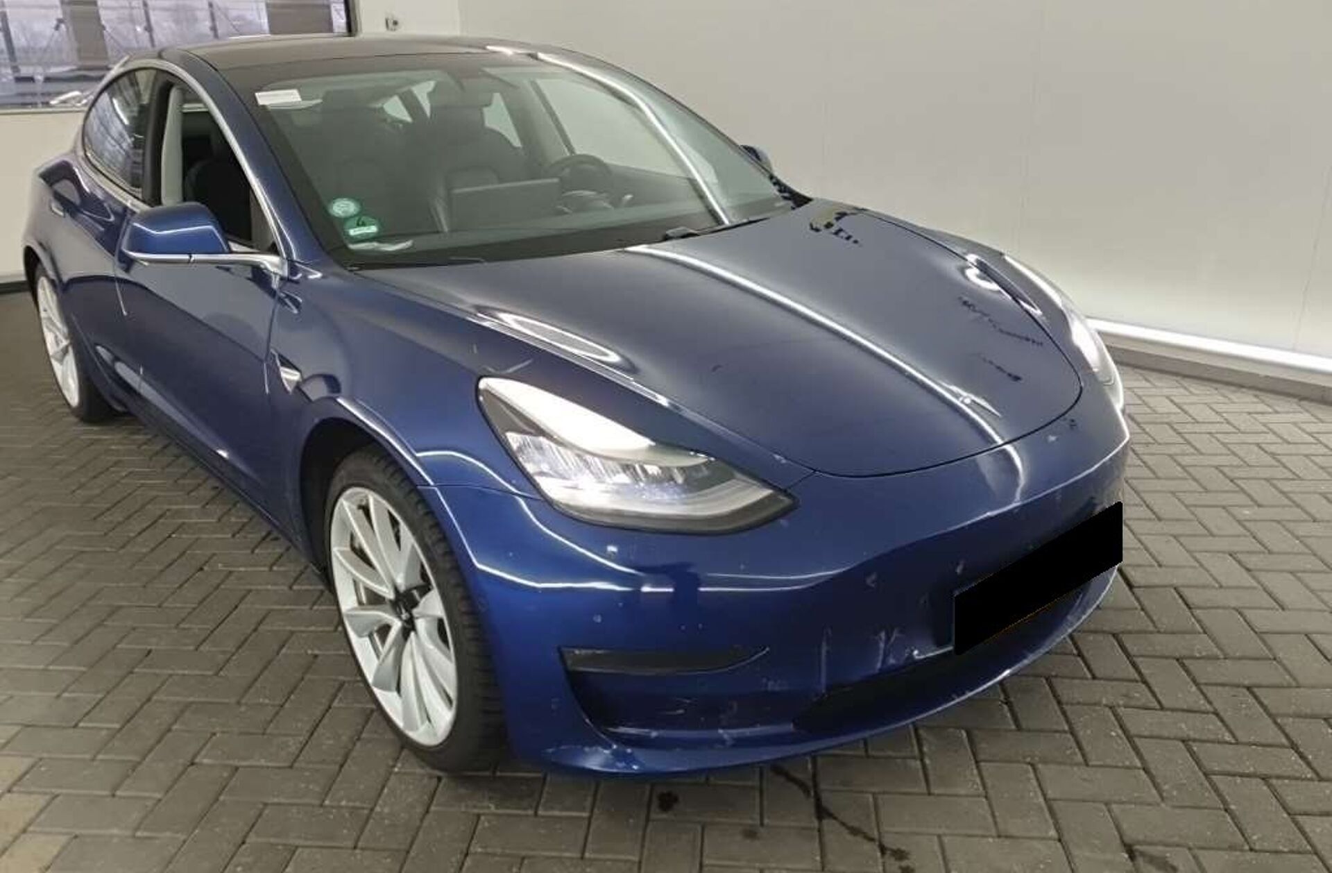 TESLA Model 3 Long-Range Dual Motor AWD