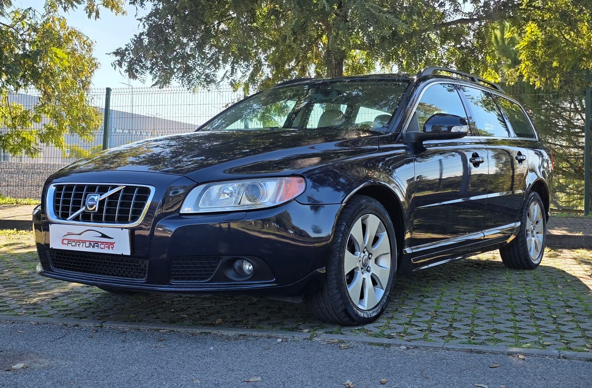 VOLVO V70 2.0 D Summum