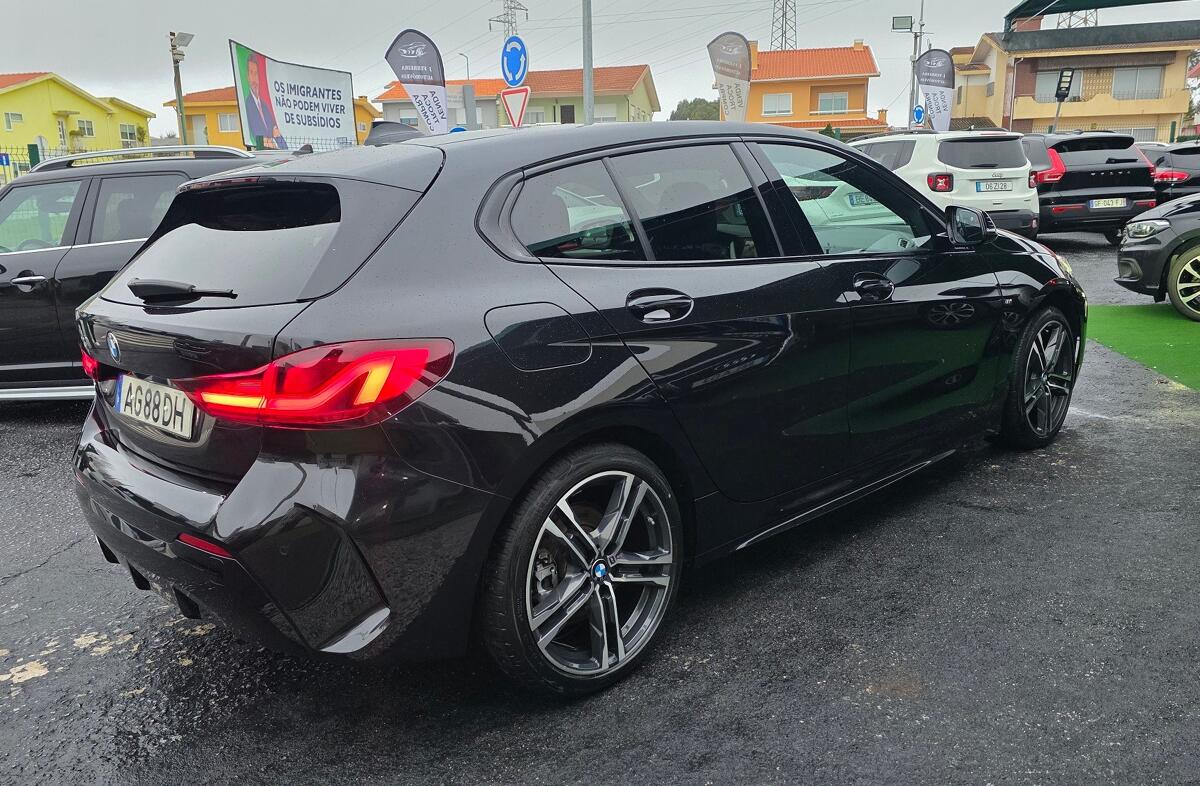 BMW Serie-1 116 d Pack Desportivo M Auto