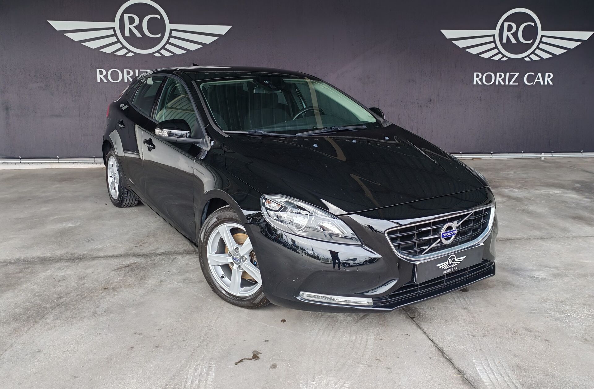 VOLVO V40 1.6 D2 Momentum Eco