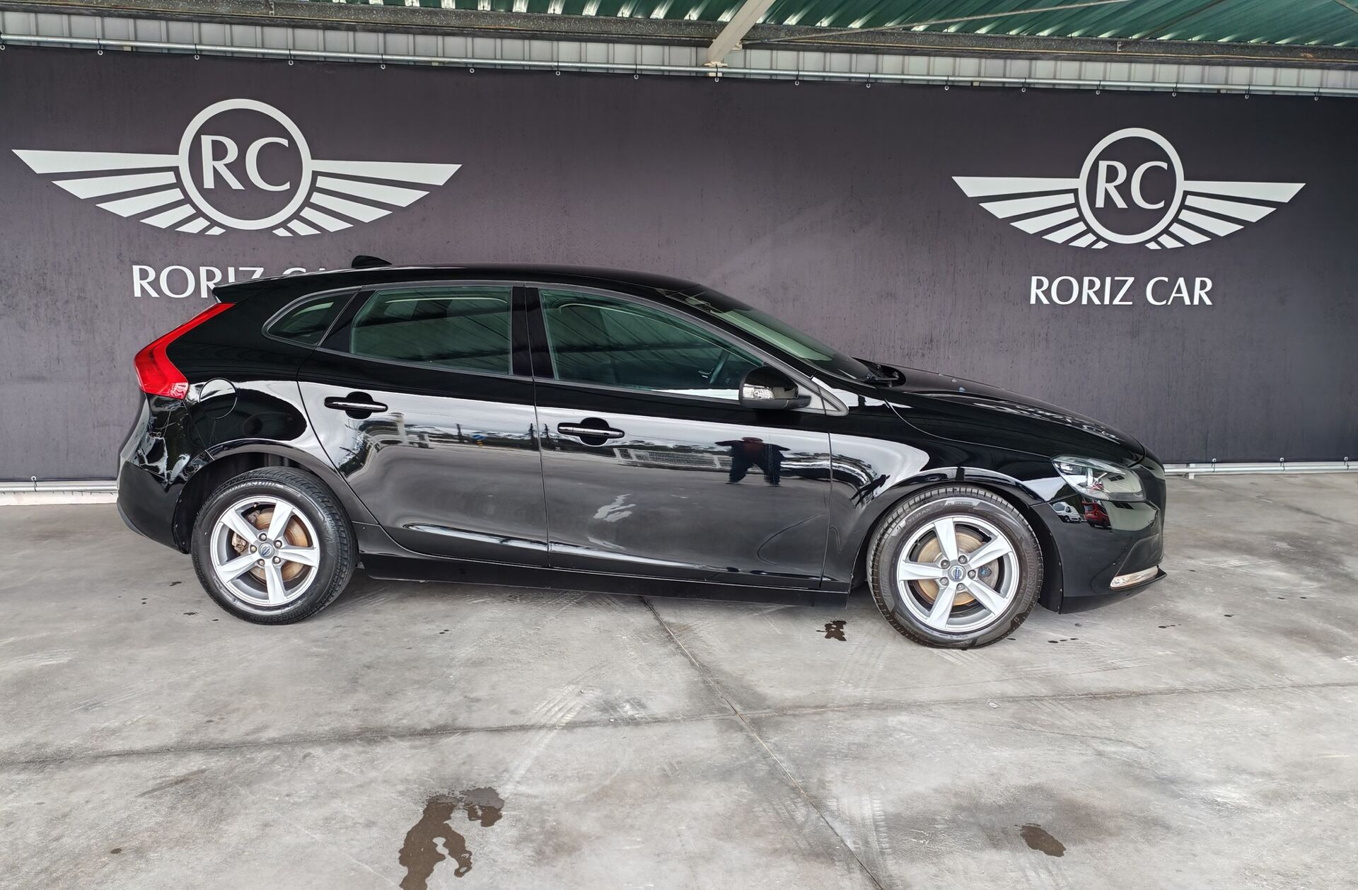 VOLVO V40 1.6 D2 Momentum Eco