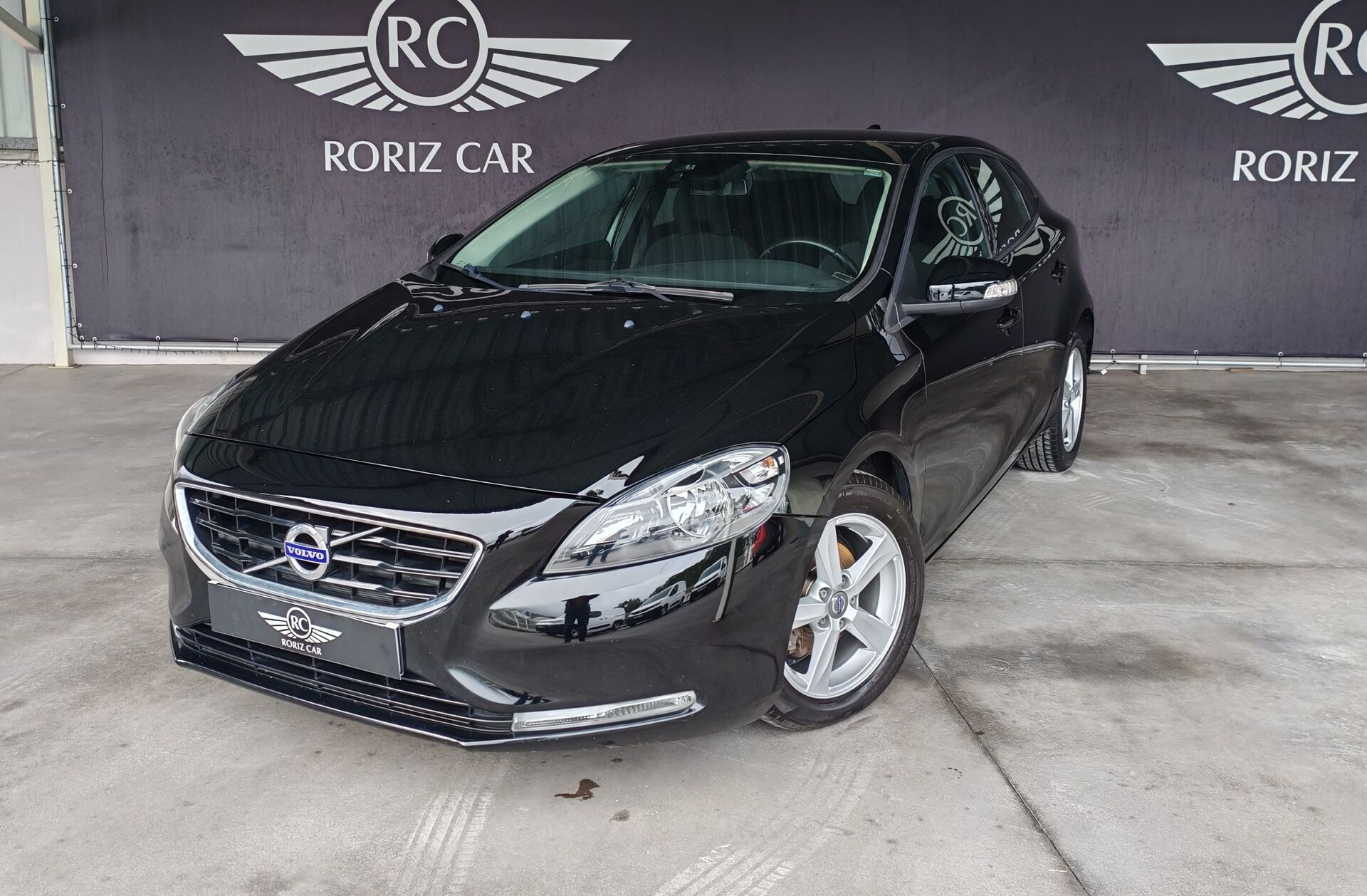 VOLVO V40 1.6 D2 Momentum Eco