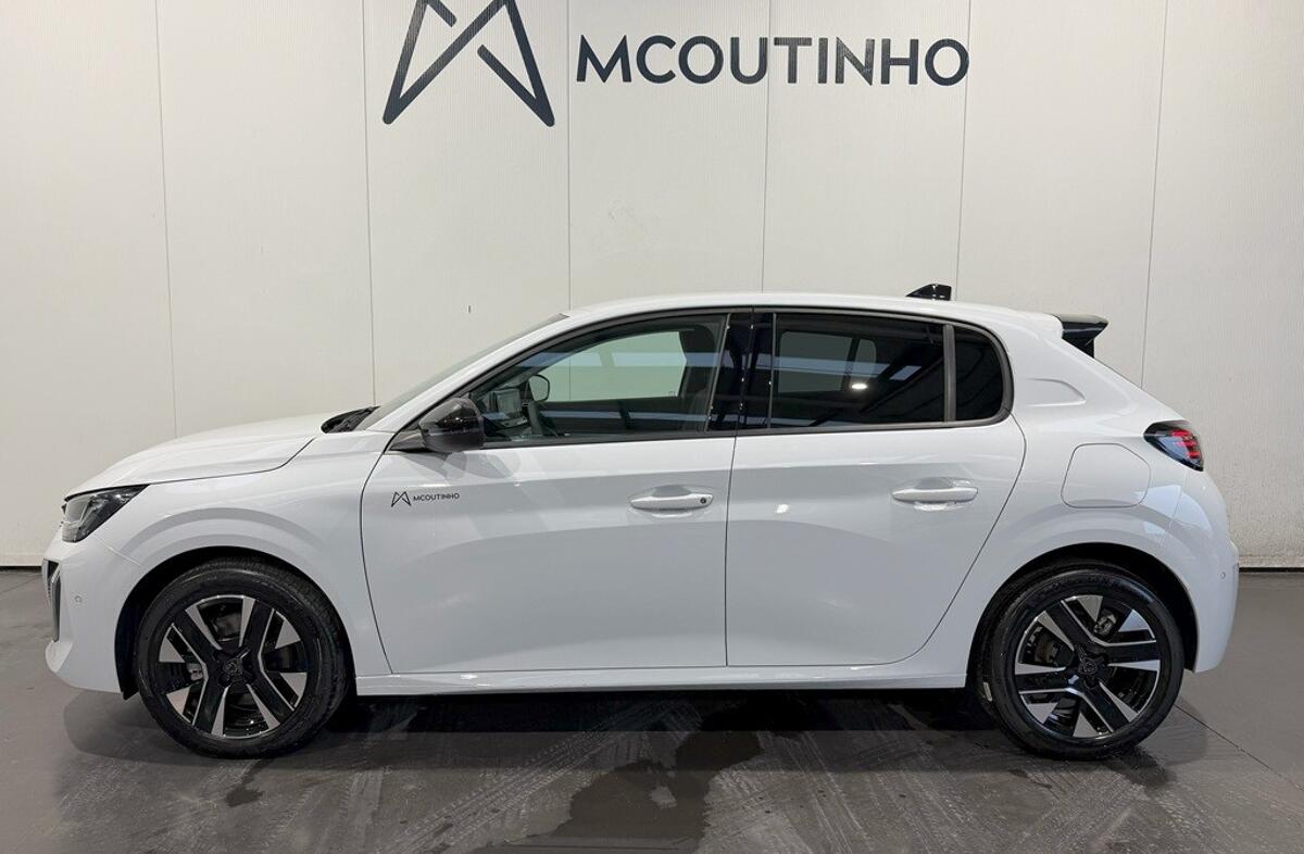 PEUGEOT 208 1.2 Hybrid Allure e-DCS6