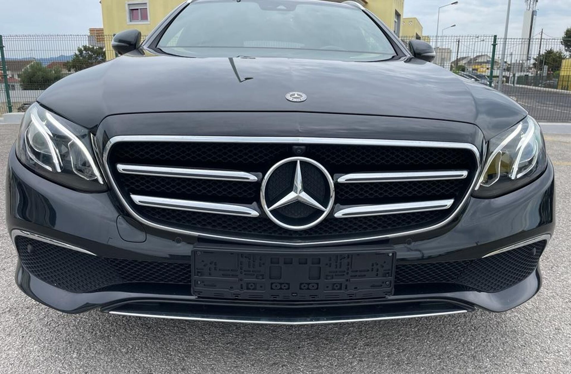 MERCEDES Classe E E 300 de Avantgarde