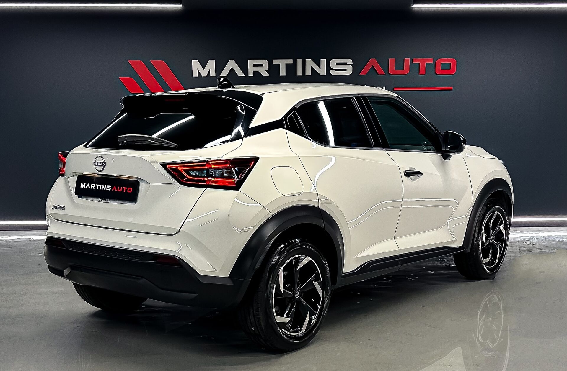 NISSAN Juke 1.0 DIG-T N-Connecta