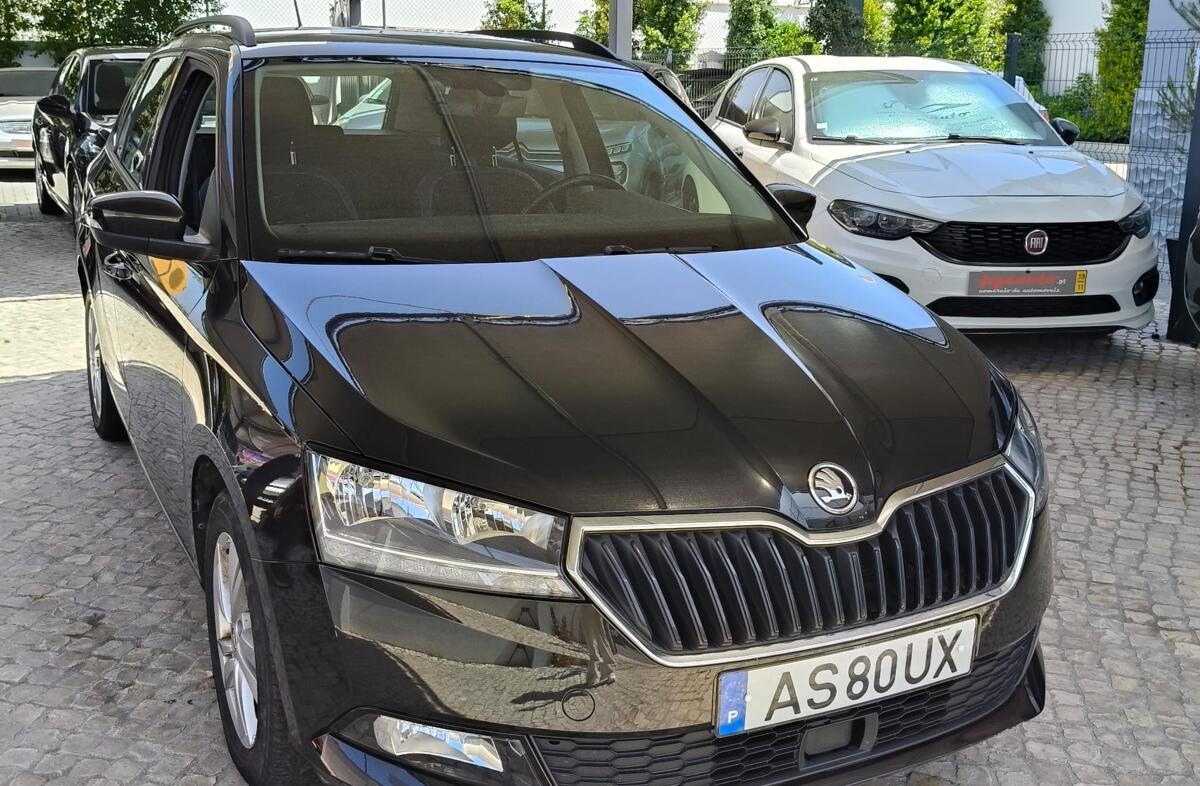 SKODA Fabia 1.0 TSI Ambition