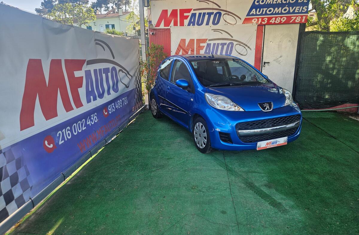 PEUGEOT 107 1.0 Urban