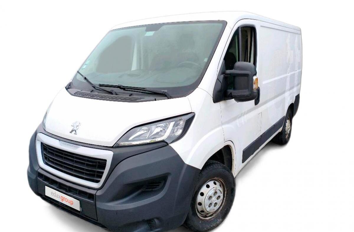 PEUGEOT Boxer 2.2 BlueHDi 330 L1H1 Pro