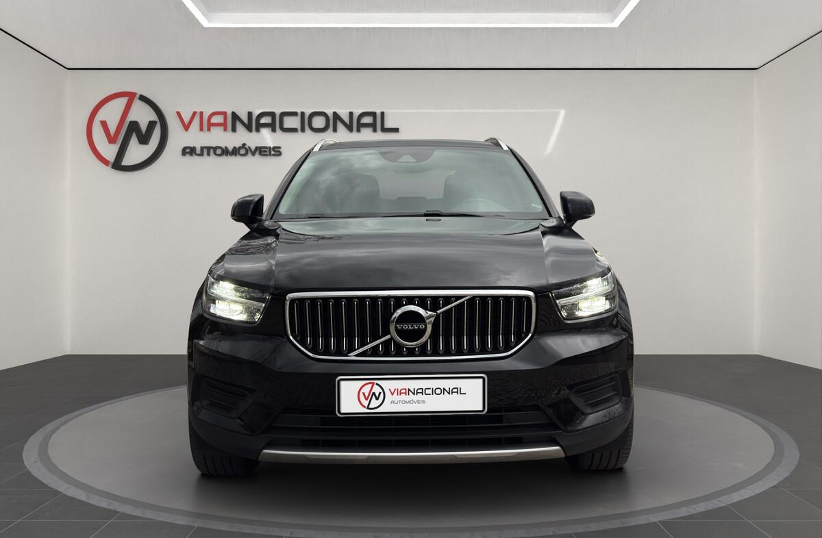 VOLVO XC40 1.5 T4 PHEV Inscription Expression