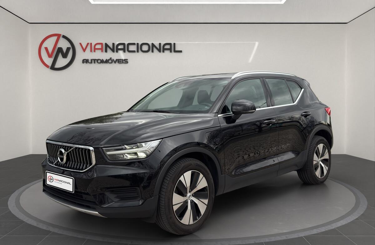 VOLVO XC40 1.5 T4 PHEV Inscription Expression
