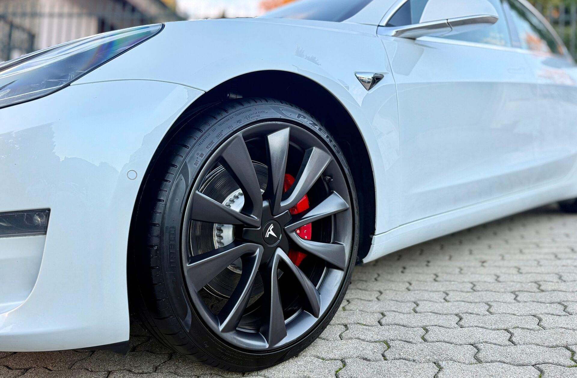 TESLA Model 3 Performance Dual Motor AWD