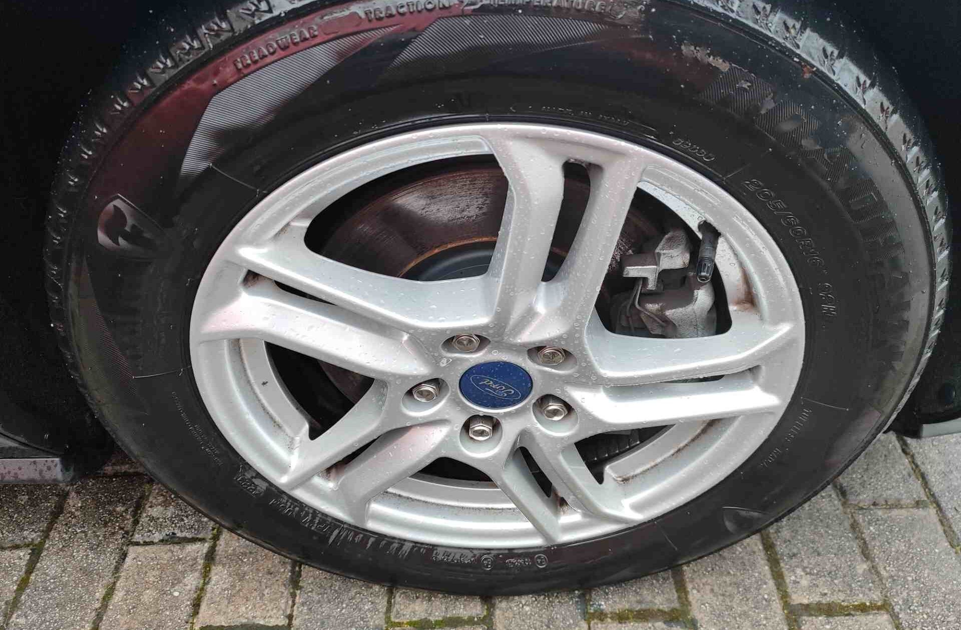 FORD Focus 1.5 TDCi EcoBlue Connected