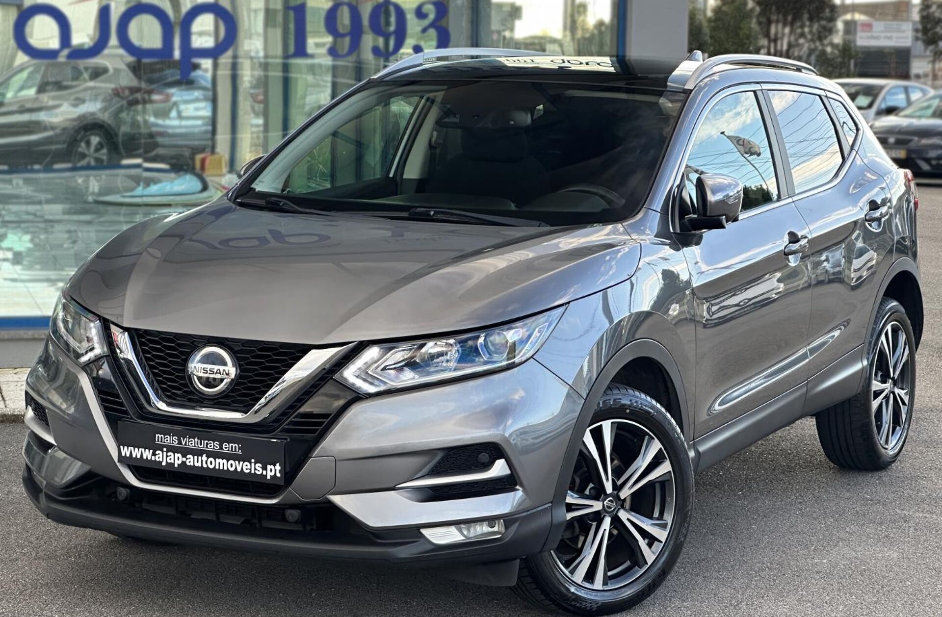 NISSAN Qashqai 1.5 dCi N-Connecta J18