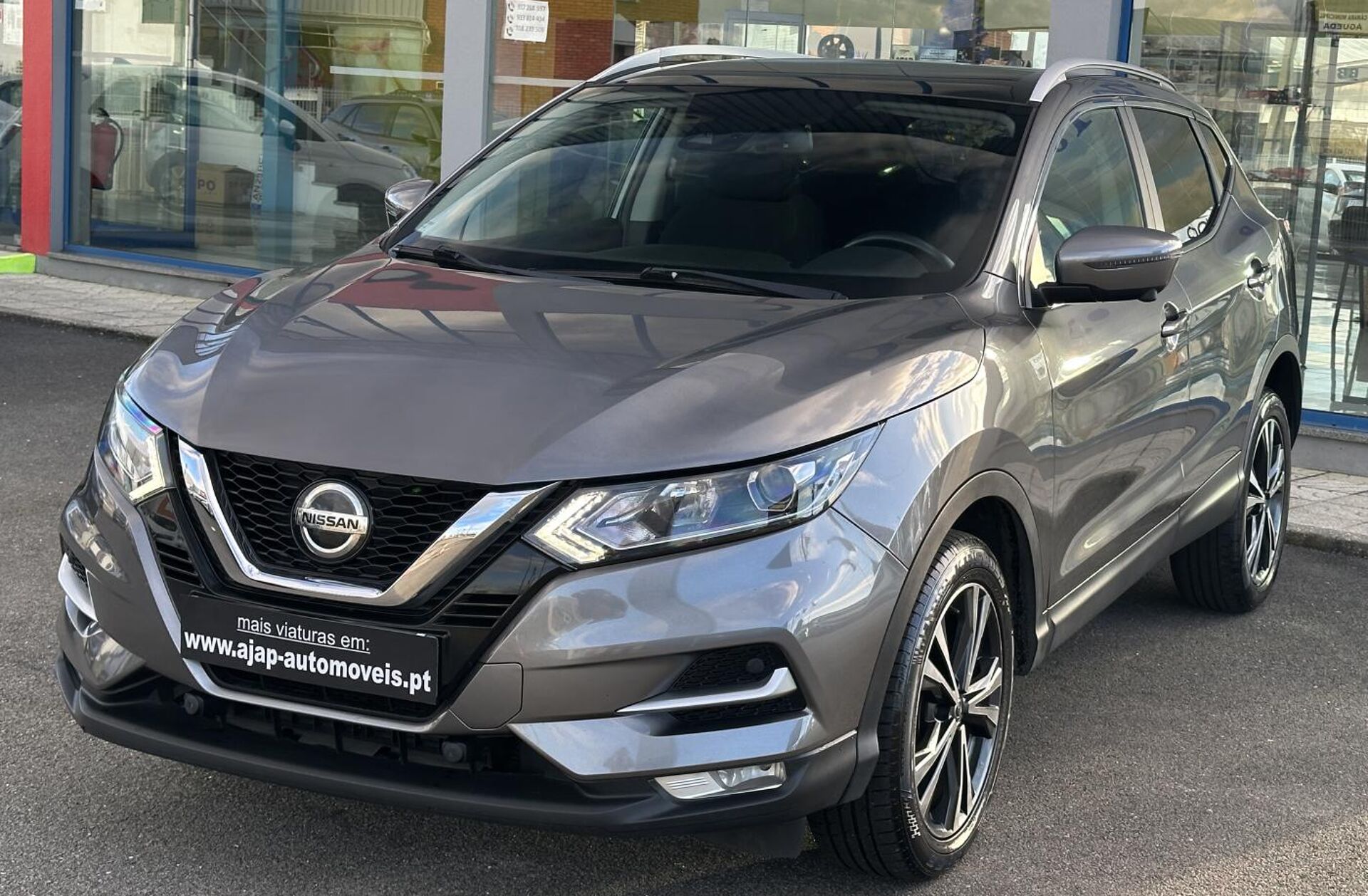 NISSAN Qashqai 1.5 dCi N-Connecta J18