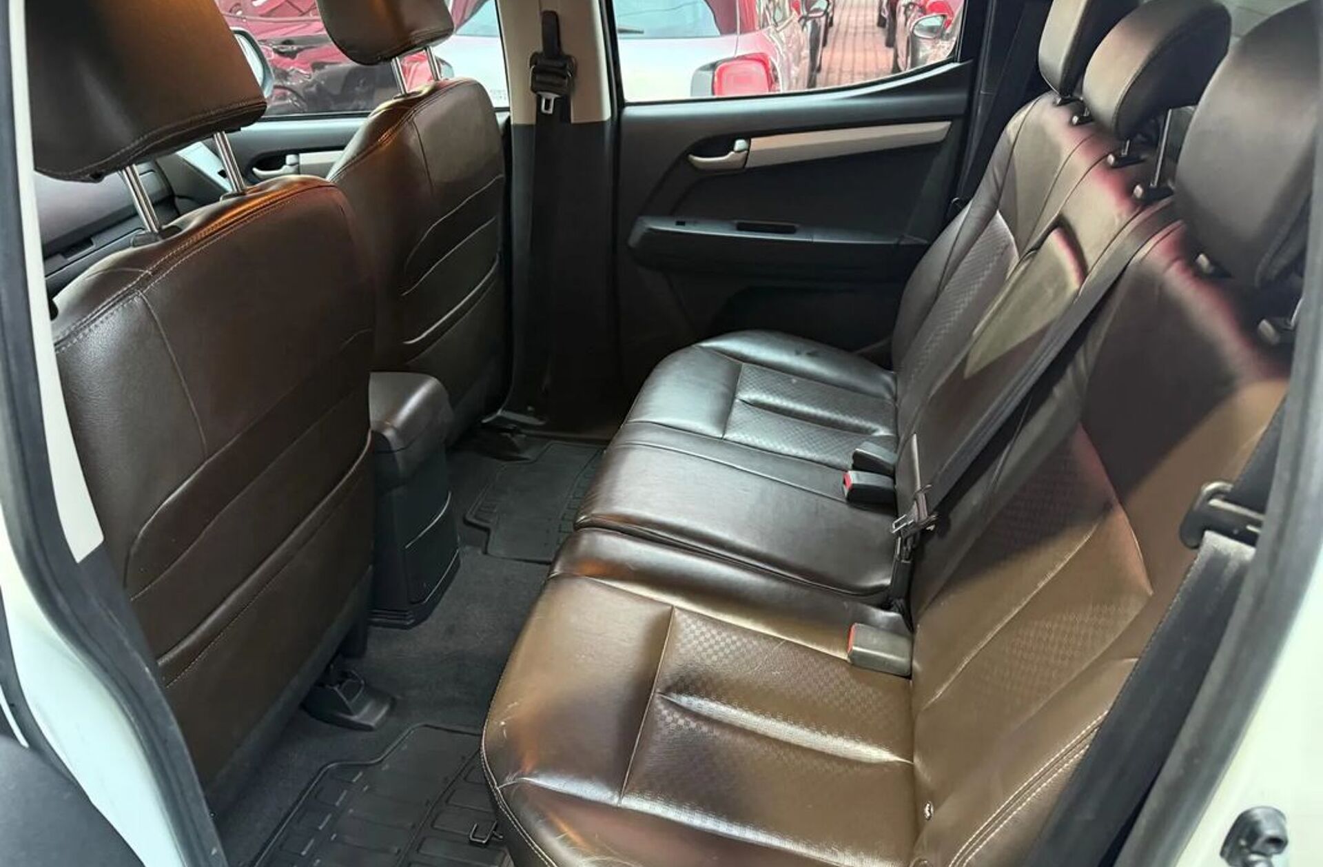 ISUZU D-Max 2.5 DTi CD 4WD LS