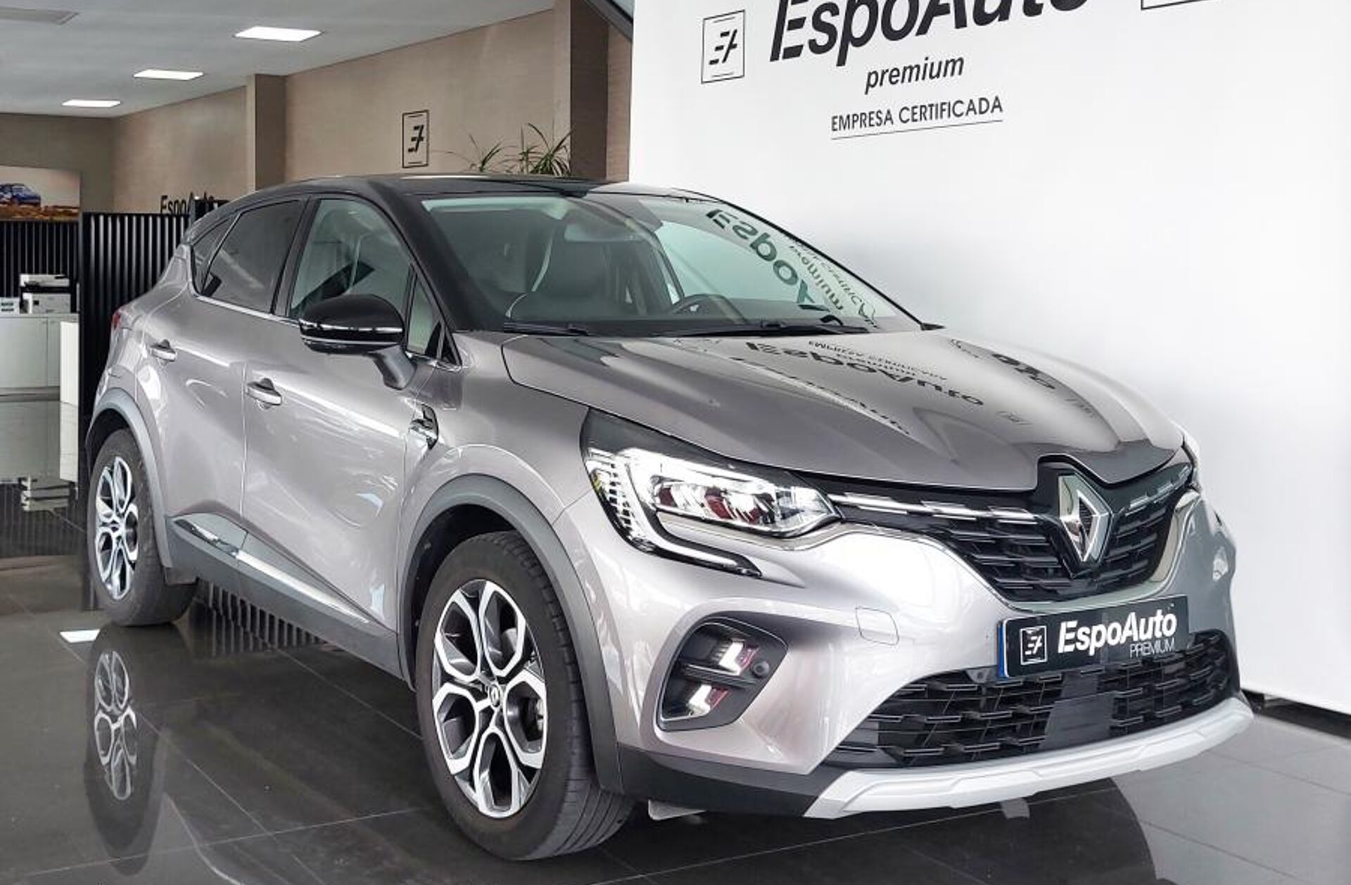 RENAULT Captur 1.0 TCe Techno