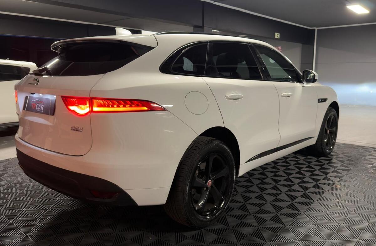 JAGUAR F-Pace 2.0 i4D R-Sport AWD Aut.