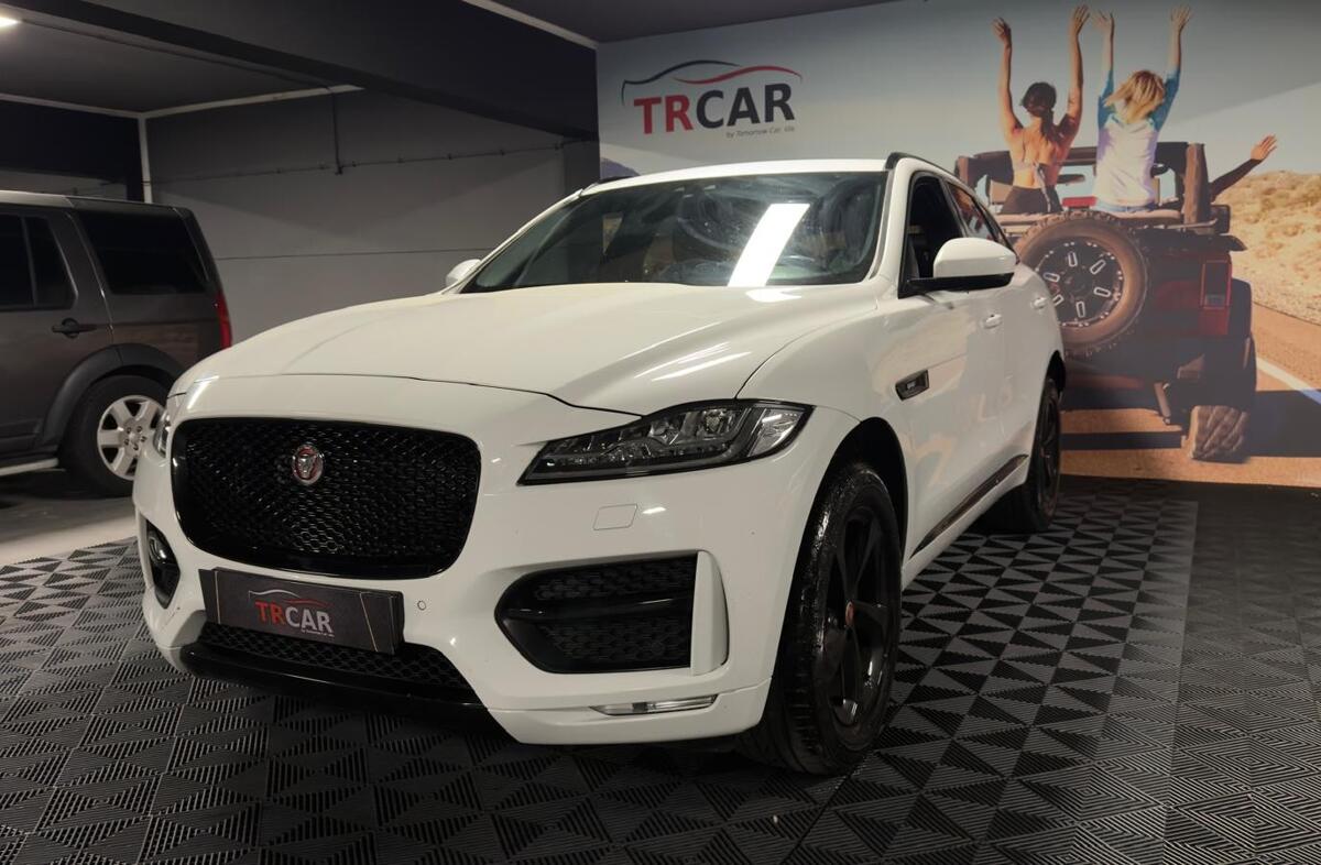 JAGUAR F-Pace 2.0 i4D R-Sport AWD Aut.