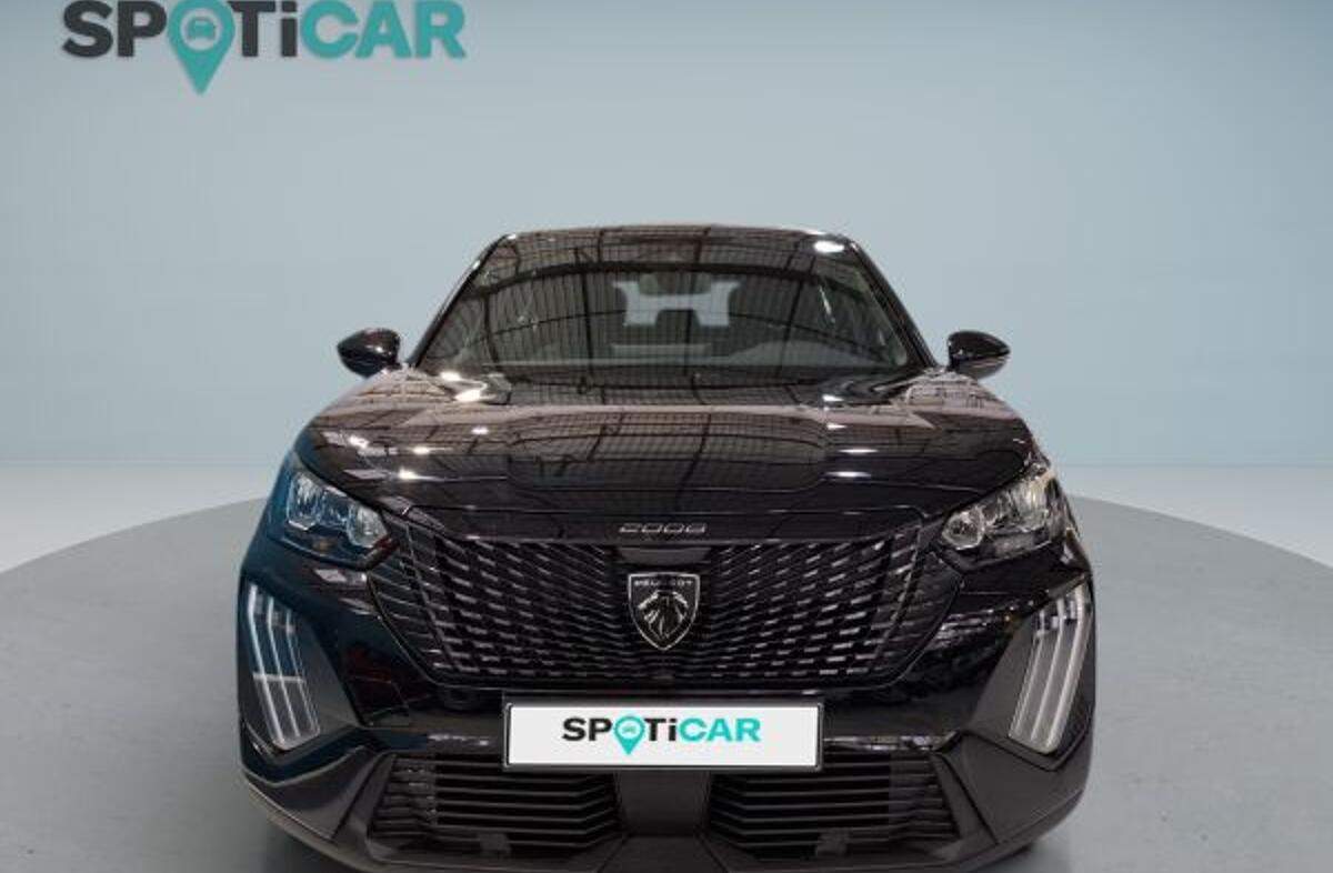 PEUGEOT 2008 1.2 PureTech Style