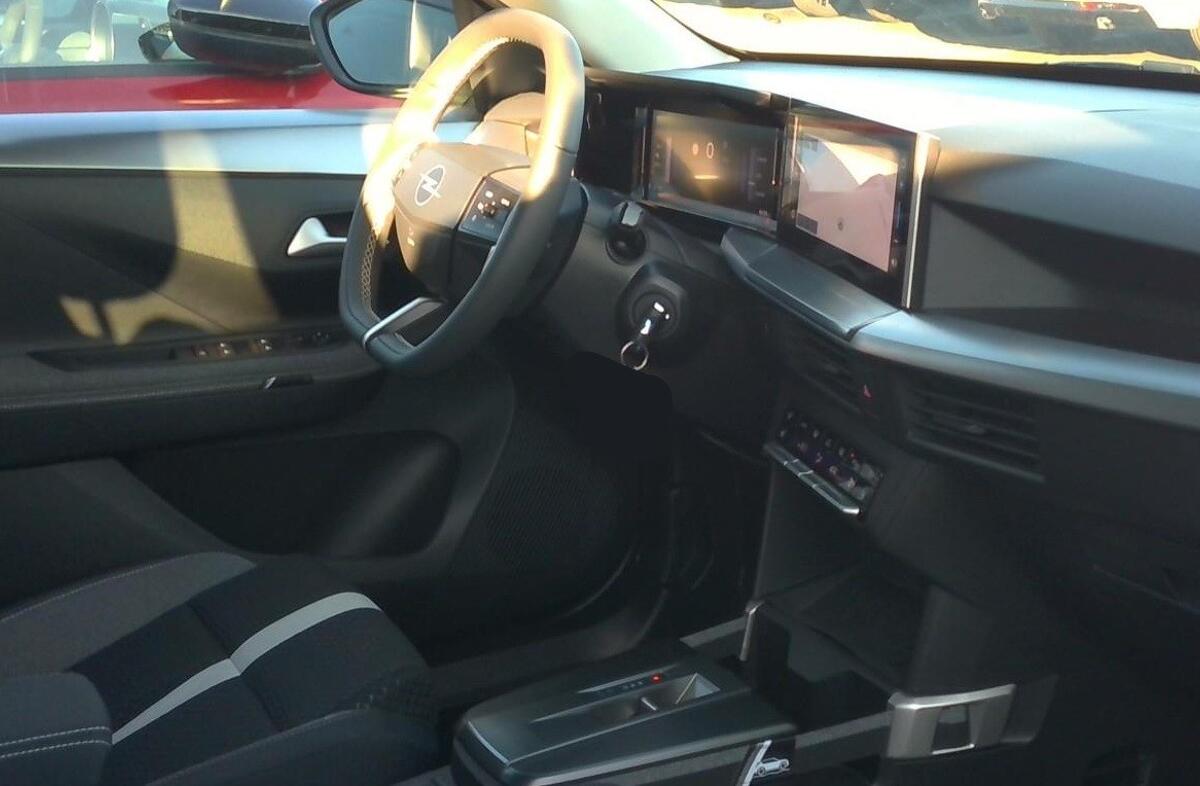 OPEL Frontera 1.2 Hybrid GS eDCT