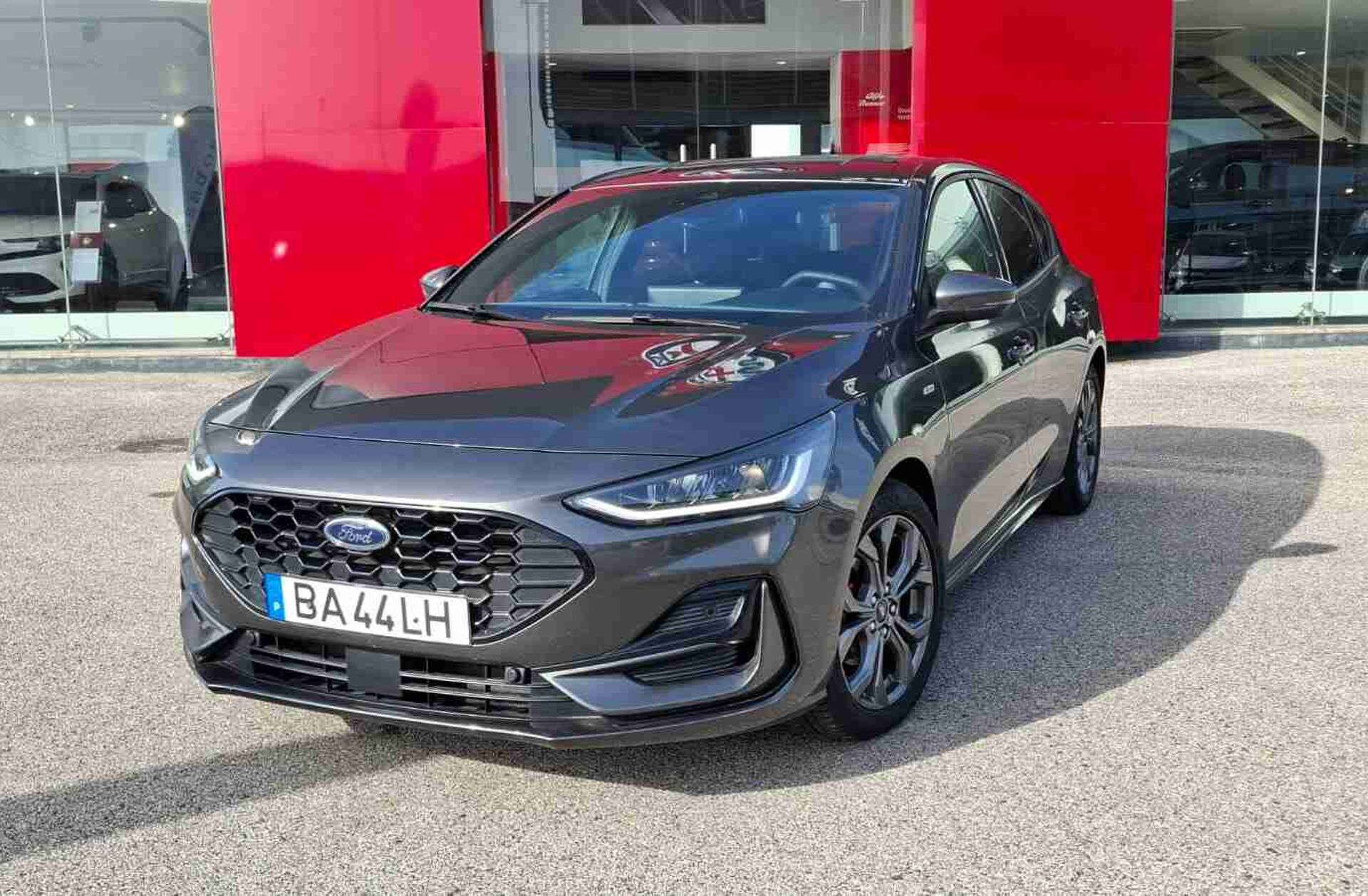 FORD Focus Focus 1.0 EcoBoost MHEV ST-Line X Aut.