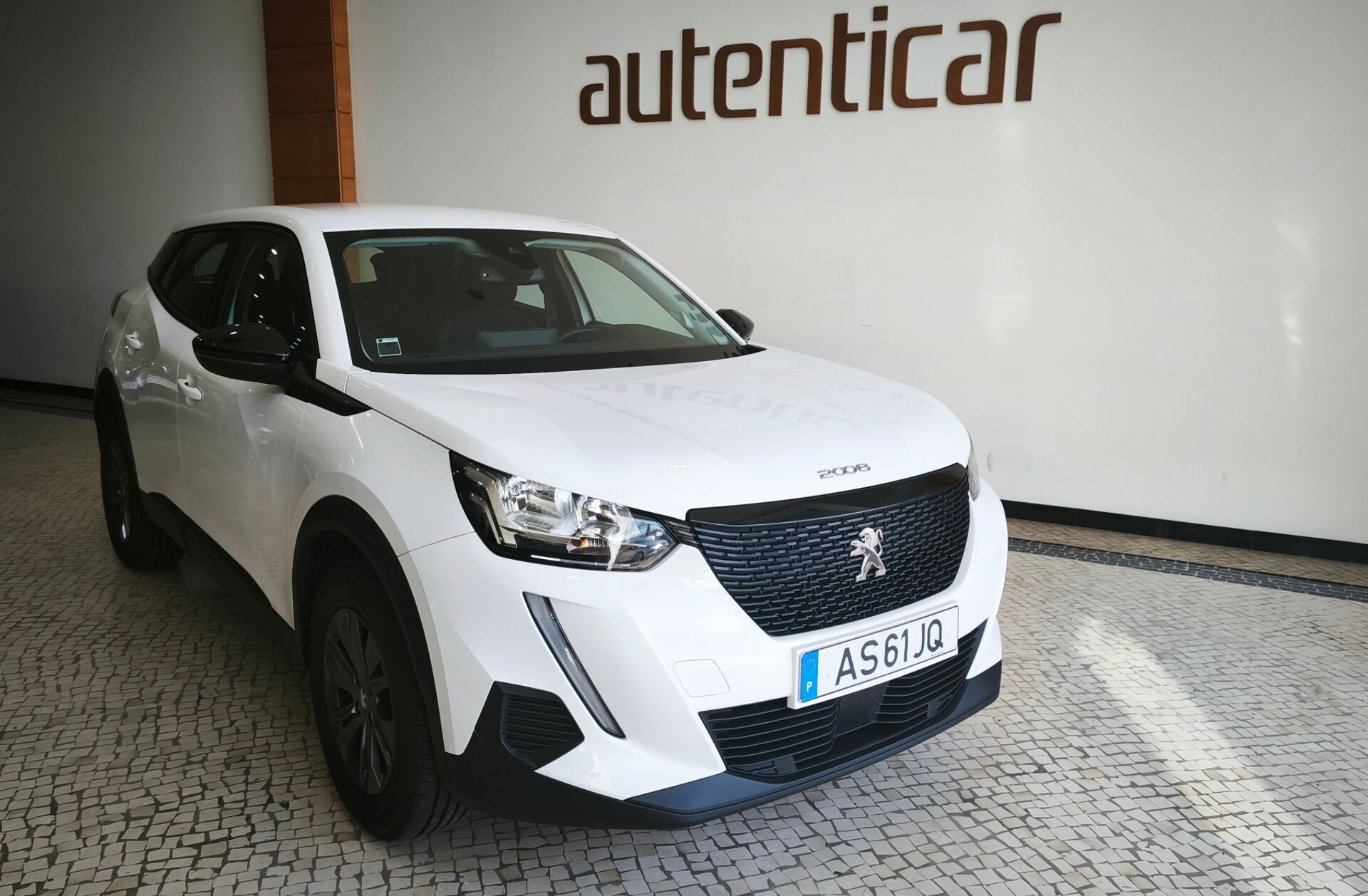 PEUGEOT 2008 1.5 BlueHDi Active Pack