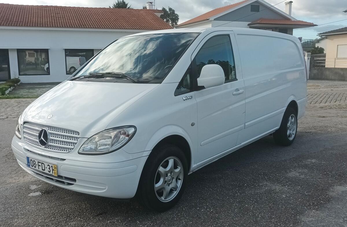 MERCEDES Vito 111 CDi/32