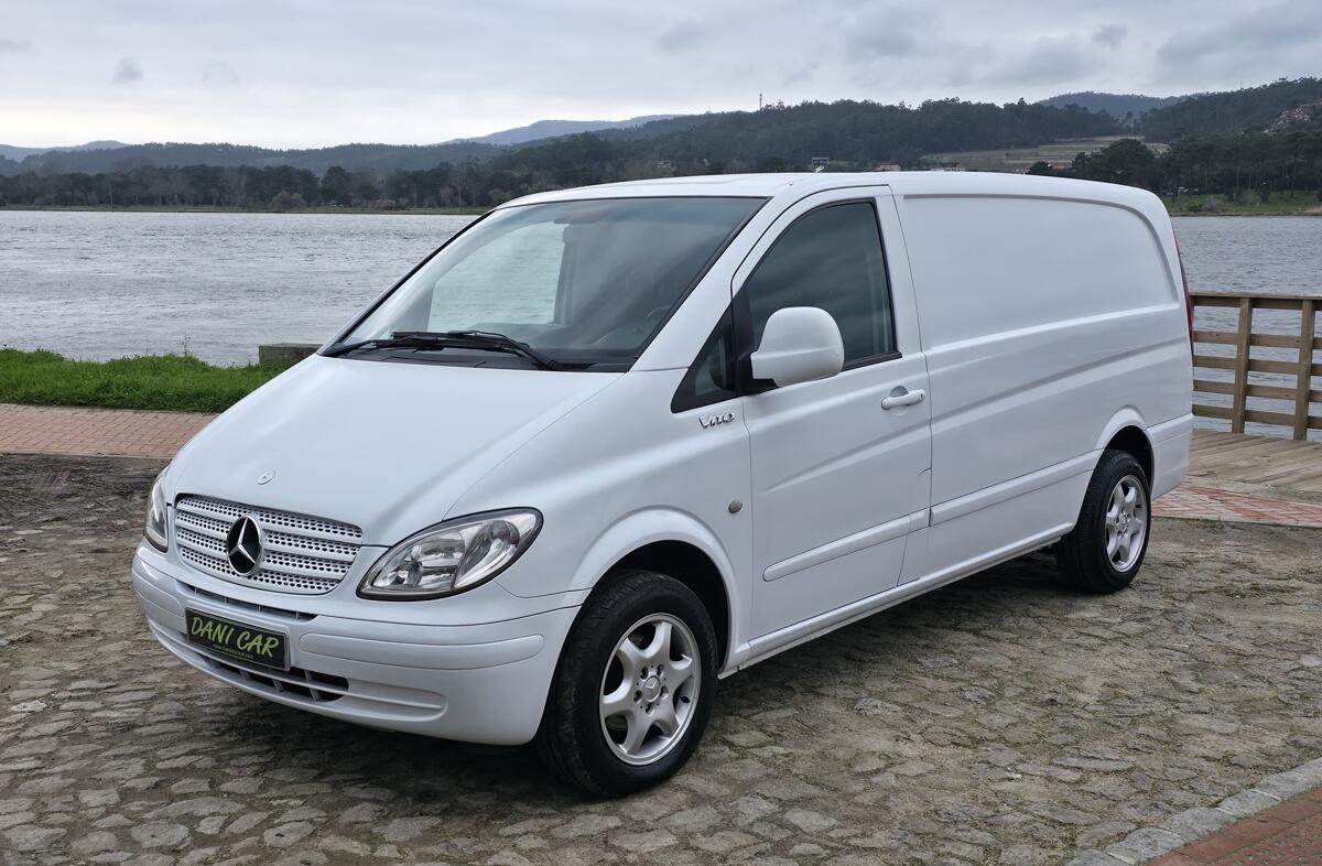 MERCEDES Vito 111 CDi/32