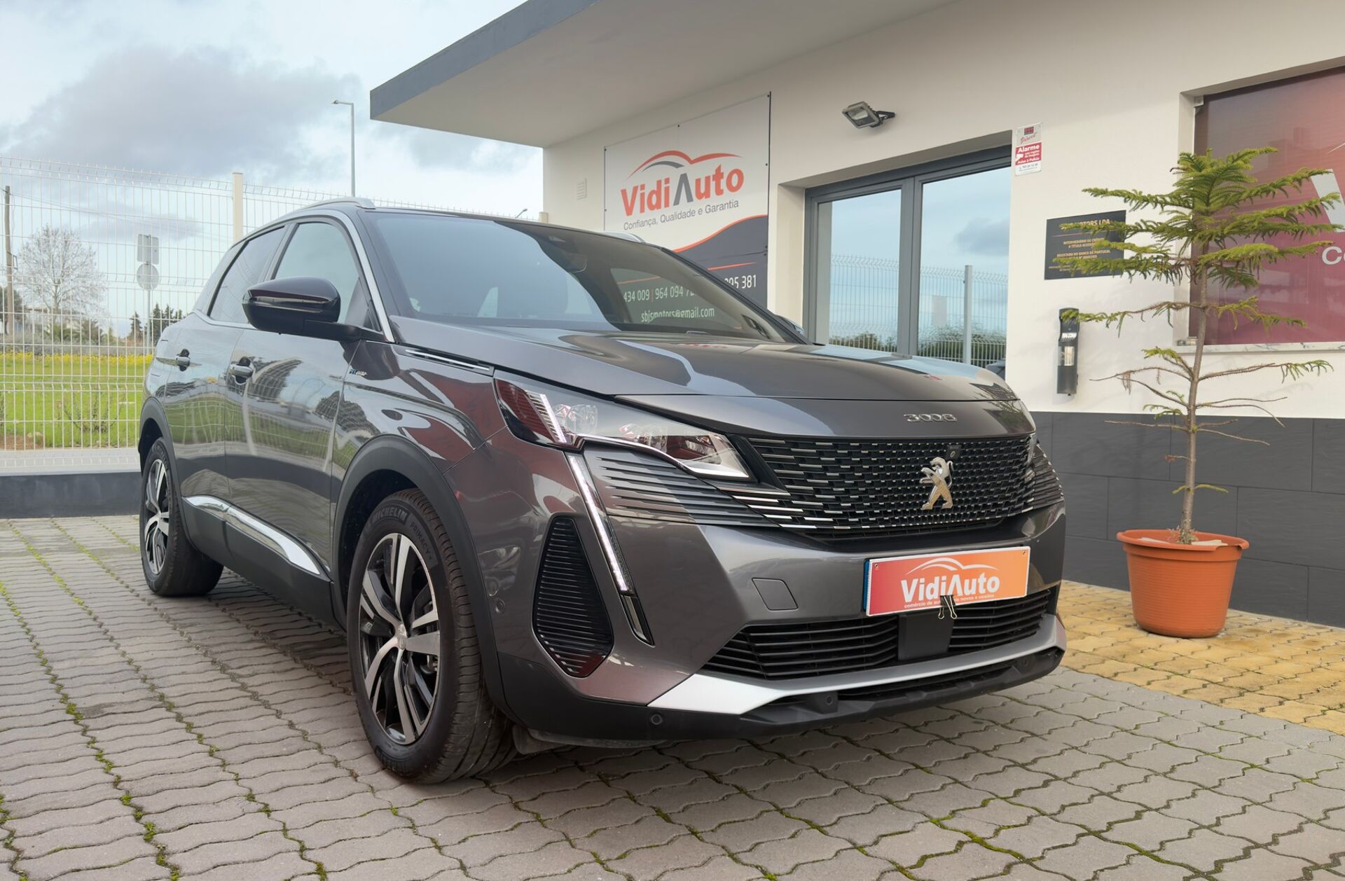 PEUGEOT 3008 1.6 Hybrid GT e-EAT8