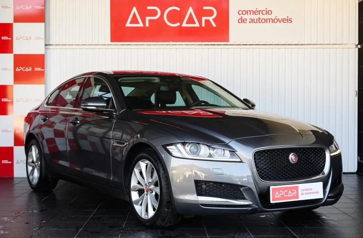 JAGUAR XF 2.0 D R-Sport  Aut.