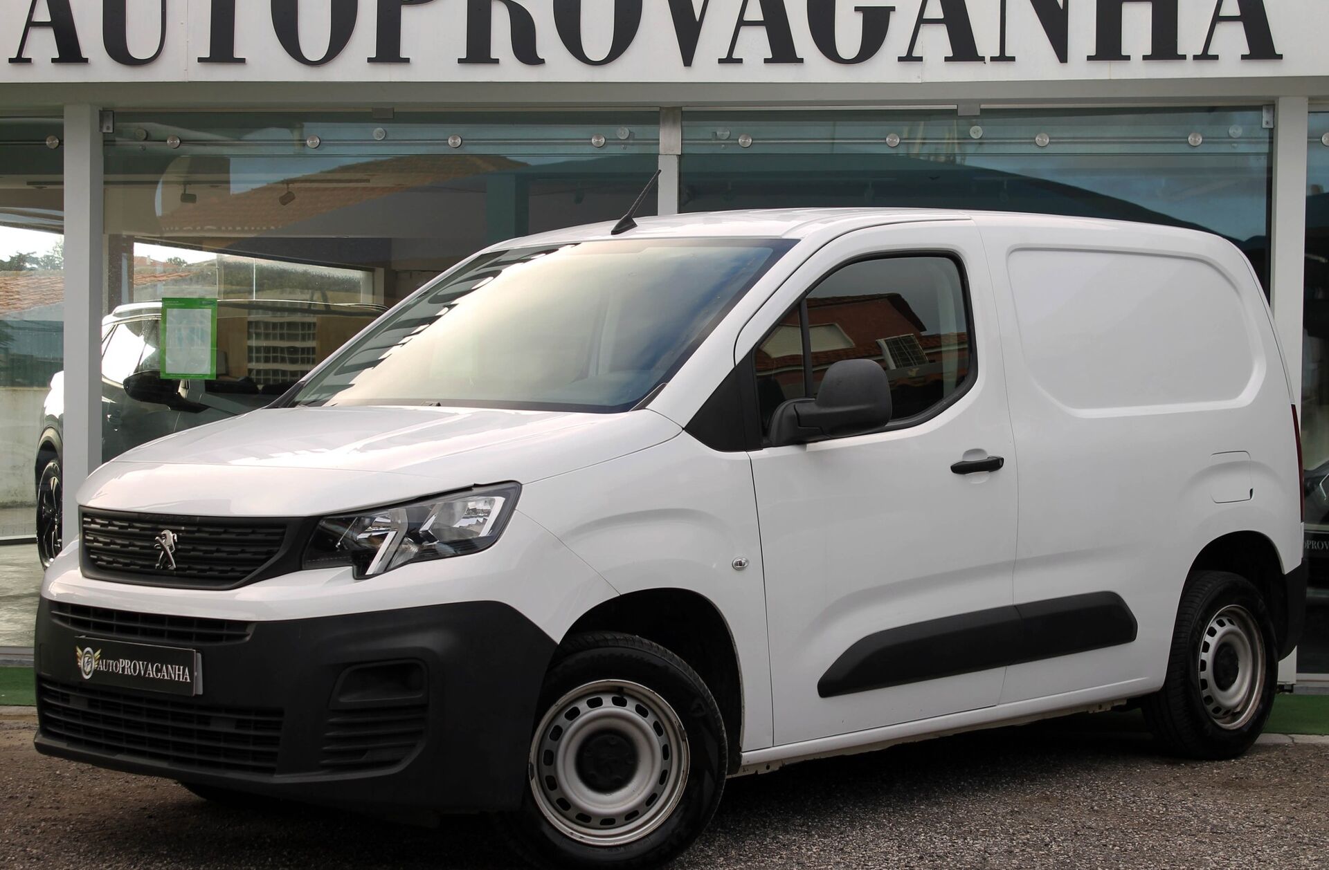 PEUGEOT Partner 1.5 BlueHDi Premium Standard