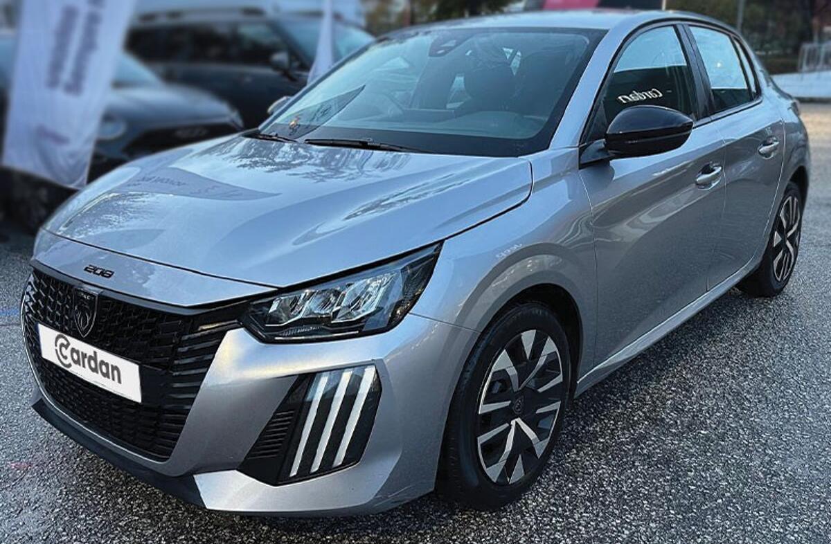 PEUGEOT 208 1.2 PureTech Active
